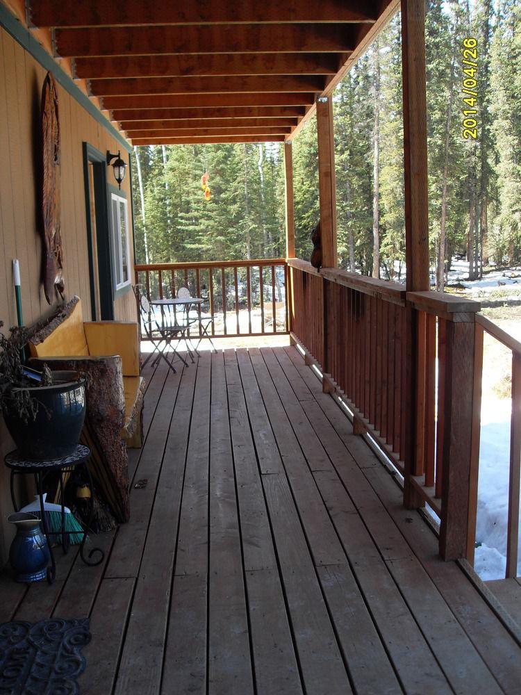 A Mooseberry Inn B&B Slana Bagian luar foto