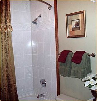 A Mooseberry Inn B&B Slana Bagian luar foto